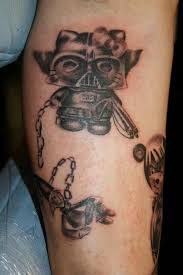 I fancy the last with the madonna hello kitty but my favorite is the first one. Gangster Hello Kitty Tattoo Novocom Top