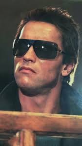 Mackenzie Davis behind the scenes