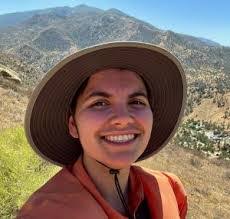 Taryn Mueller's Instagram, Twitter & Facebook