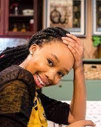 Candice Mo's Instagram, Twitter & Facebook