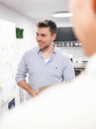 Letztens hat mich ein alter Freund gefragt: " Was macht ihr eigentlich bei… 