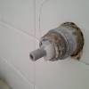 It is quite irritating when a leak problem occurs in the bathroom, especially in the bathtub faucet. Https Encrypted Tbn0 Gstatic Com Images Q Tbn And9gcq1fvbgmawhrmwcryjgfekersim Nteymrxof Mdusvnzr Wvib Usqp Cau