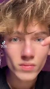 Honestly idk what this is #nosebleeds