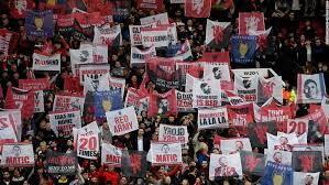 Fans of all clubs gathered at stamford bridge (chelsea fc) for a european super league protest, which ended up saving football as european super league got c. Premier League Football Fans Condemn Ultimate Betrayal Of European Super League Cnn