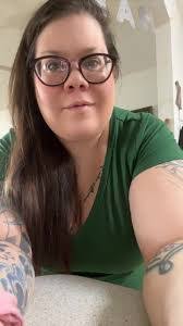 Krista Gonsalves's Instagram, Twitter & Facebook