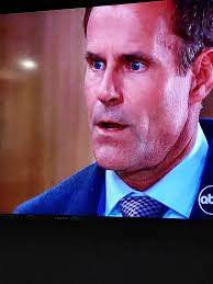 The moment Drew heard Laura won! Lol!! ab