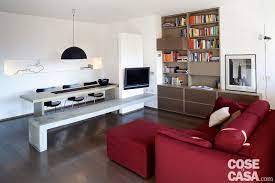 Una Casa Di 65 Mq Con Volumi Funzionali E Originali Quinte Per Dividere Cose Di Casa Arredamento Casa Arredamento Arredamento Sala E Cucina