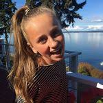 Carmen Scroggins's Instagram, Twitter & Facebook