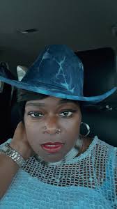 Happy Sunday everyone!