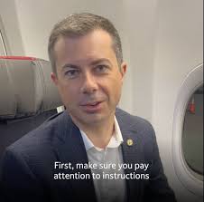 We're expecting record air travel numbers as we head into Labor Day  weekend. Here are a few simple but important things to remember if you're  flying soon. Safe travels!