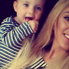 Elle Lowe (@ellelowenew)