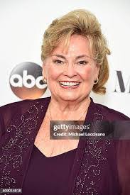 Vonda Kay's Instagram, Twitter & Facebook