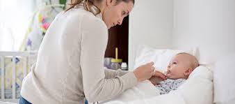 Ab wann fängt bei kindern das interesse für das andere geschlecht an ? Fieber Bei Neugeborenen Babys Kleinkindern Pampers