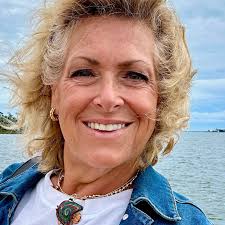 She's off tomorrow for her last semester at college We've loved having her  home and can not believe her college career is coming to an end We love you  GZA. Live it