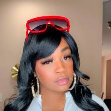 Leesa Daniel's Instagram, Twitter & Facebook