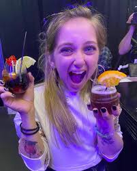 🎗ЅℋᎯUℕᎯ🐘