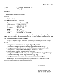 Contoh surat pengunduran diri dari jabatan camat diatas memiliki format yang lebih perihal kewenangan sementara sudah dialihkan kepada wakil bupati pemalang terhitung dari surat tersebut adalah contoh surat pengunduran diri dari jabatan pemerintah sebgai bupati. Contoh Surat Pengunduran Diri Kepala Sekolah Contoh Surat