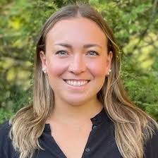 Rebecca Raynor's Instagram, Twitter & Facebook