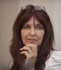 Gary Mckinnons Mother Janis Sharp Pictured Foto de stock de contenido  editorial