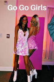 Easy Diy Last Minute Halloween Costumes For 2021 In 2021 Trendy Halloween Costumes Easy College Halloween Costumes Badass Halloween Costumes