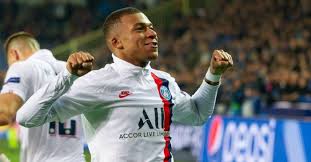 Kylian mbappe will spark a £400m transfer scramble between man utd, city, liverpool and real madridcredit: Klopp Has Direct Line With Mbappe Liverpool To Fight