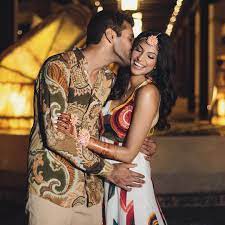 Richa shukla moorjani was born in the bay area, ca and is best known for her leading role in the award winning netflix dramedy never have i ever. Netflix Actor Richa Moorjani S Wedding In Mexico Is Goals
