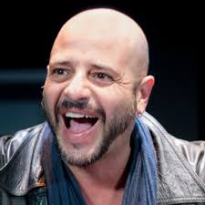 LES 10 DONES MÉS DETERMINANTS DE LA HISTÒRIA (SOR LUCIA CARAM) by OH 10 MEU