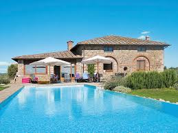 Makler arbeiten in italien regional und kennen den markt genau. Ferienhauser Mit Pool In Italien Wohn Mal Anders