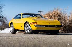 First shown at the 1968 salon de l'automobile—also known as the paris motor show—the 365 gtb/4 was the direct replacement for the much loved 275 gtb. 1971 Ferrari 365 Gtb 4 Daytona