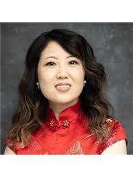 Andrea Kavanagh's Instagram, Twitter & Facebook