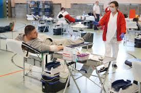 Blutspenden sind wichtig und können leben retten. Blutspenden In Corona Zeiten Uber Die Alb Reutlinger General Anzeiger Gea De