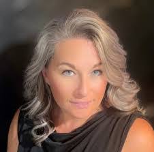 Darla Hall's Instagram, Twitter & Facebook