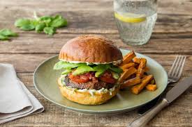 Plt Portobello Lettuce Tomato Recipe Hellofresh Recipe Tomato Recipes Lettuce Tomato Sweet Potato Fries