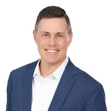 Drew Ely (@drewtheminnesotan) • Instagram photos and videos