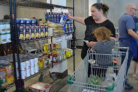 Whether you're looking for penticton landscapers, vernon plumbers, kelowna accountants, or an exciting new osoyoos restaurant to try. New Food Bank With New Approach Opens In Kelowna Vernon Morning Star