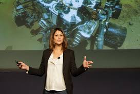 Y ahora es ingeniera de la nasa y directora de vuelo de la misión marte 2020, que este 18 de febrero depositó en la superficie marciana a perseverance, el robot. Worth The Struggle Diana Trujillo S Journey From Colombia To Nasa Kcet
