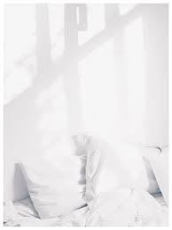 Aesthetic Black And White Bed Sheets Pin By Fatmir Jusufi On Cheers To The Weekend Minimalist Bed White Aesthetic Shades Of White