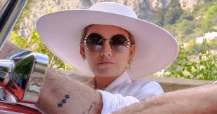 Another Simple Favor': Where to Get Blake Lively's Outfits as Emily Nelson  — Femestella