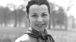 Claire Bloom