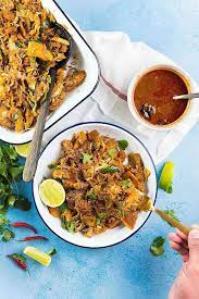 Sri Lankan Chicken Kottu Perfect Sri Lankan Street Food Koththu Roti Can Be Served On A Plate With A Indian Food Recipes Vegetarian Food Sri Lankan Recipes