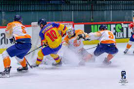 Campionatul mondial de hochei pe gheață 2019, grupa mondială, a avut loc în slovacia, la bratislava și la kosice, între 10 și 26 mai. Federatia Romana De Hochei Pe Gheata