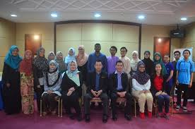 See more of kolej kediaman kg e ums on facebook. Jakmas Kolej Excellent Ums Anjur Bengkel Penulisan Berita Akhbar