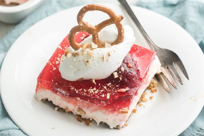 Strawberry Pretzel Salad