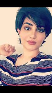Kuwaiti Girls Kuwaiti Women Mariam Alkharafi Kuwaiti Beauty Makeup Short Hair Hairstyle كويتيات الجمال الكويتي Hair Beauty Beauty Beautiful