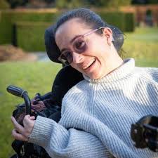 Samara Clarke (@SamaraClarkee)