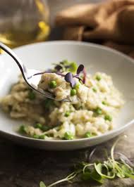 Pea Risotto Bacon And Pea Risotto Jamie Oliver Bacon And Pea Risotto With White Wine Bacon And Pea Risotto Oven Pancetta Ris En 2020 Risotto Recette Recettes Veges