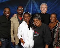 1 day ago · levar burton has enjoyed nearly three decades of wedded bliss and has raised multiple children. Levar Burton On Twitter We Re Due For A New Family Photo