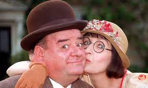 The funeral service was opened with the famous theme song. Hi De Hi Stars Bid Farewell To Paul Shane 72 At Actor S Funeral In Rotherham Uk News Express Co Uk