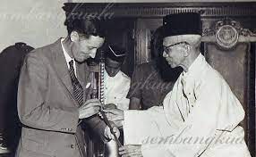 It was during his reign that part ii of the perak constitution was written. Yussuf Izzuddin Sembangkuala