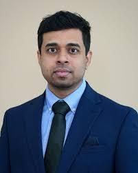 Zahra Khoshmanesh's Instagram, Twitter & Facebook